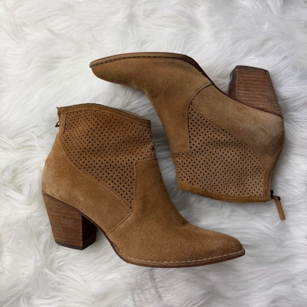 Treasure & Bond Suede Ankle Boots